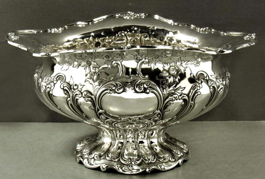 Chantilly-Grand (Sterling Hollowware) 11" Round Footed Centerpiece by Gorham Silver-1