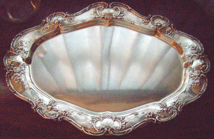 Chantilly-Grand (Sterling Hollowware) 20" Oval Serving Platter by Gorham Silver-1