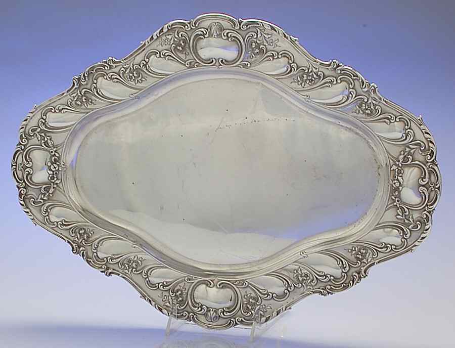 Chantilly-Grand (Sterling Hollowware) 18" Oval Serving Platter by Gorham Silver-1