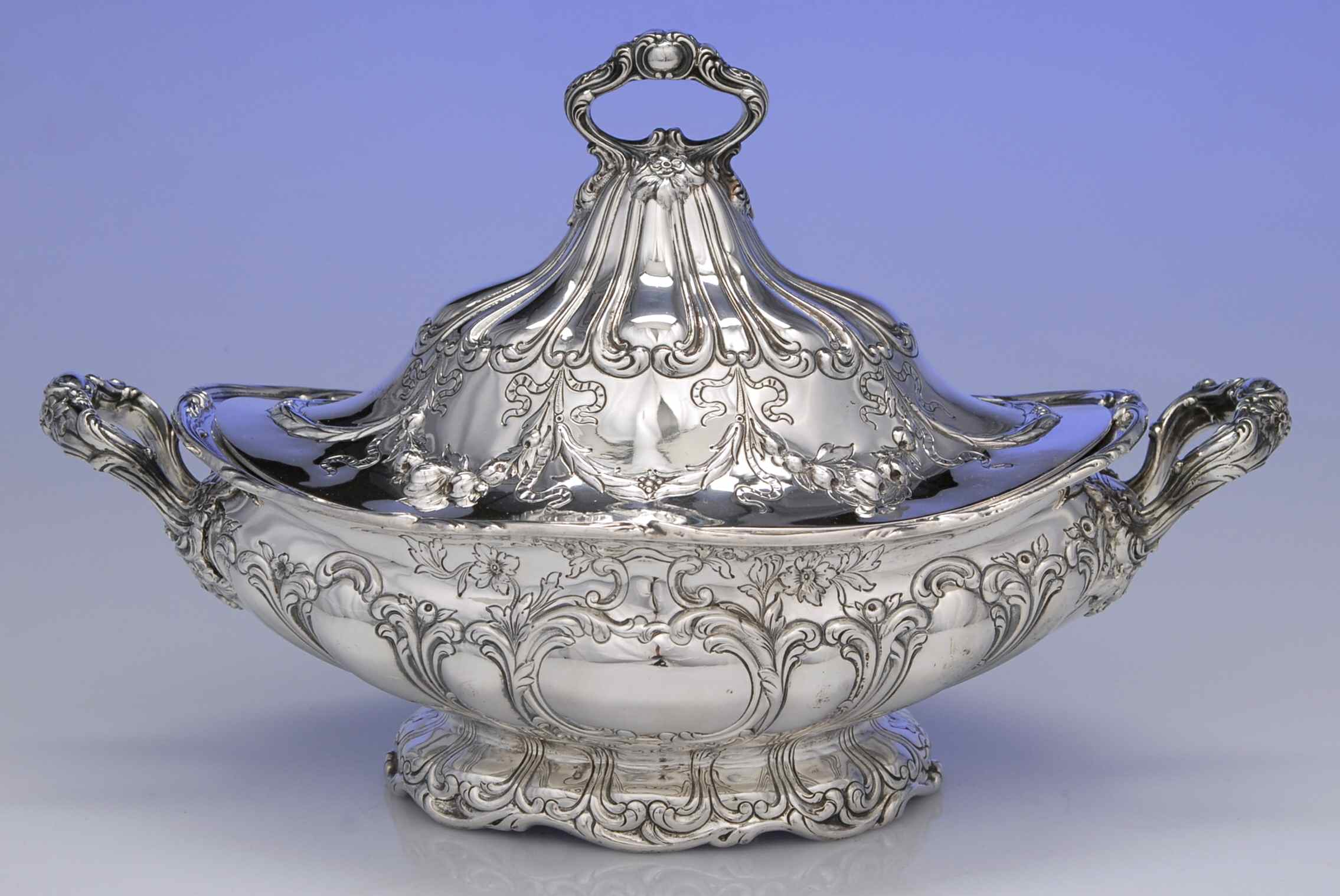Chantilly-Grand (Sterling Hollowware) Tureen & Lid by Gorham Silver-1