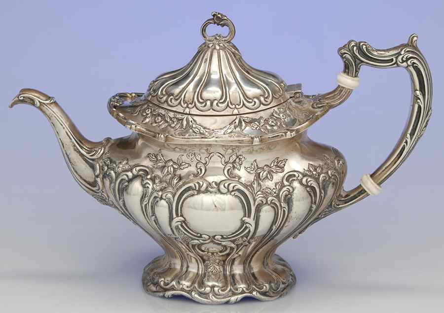Chantilly-Grand (Sterling Hollowware) Tea Pot by Gorham Silver-1