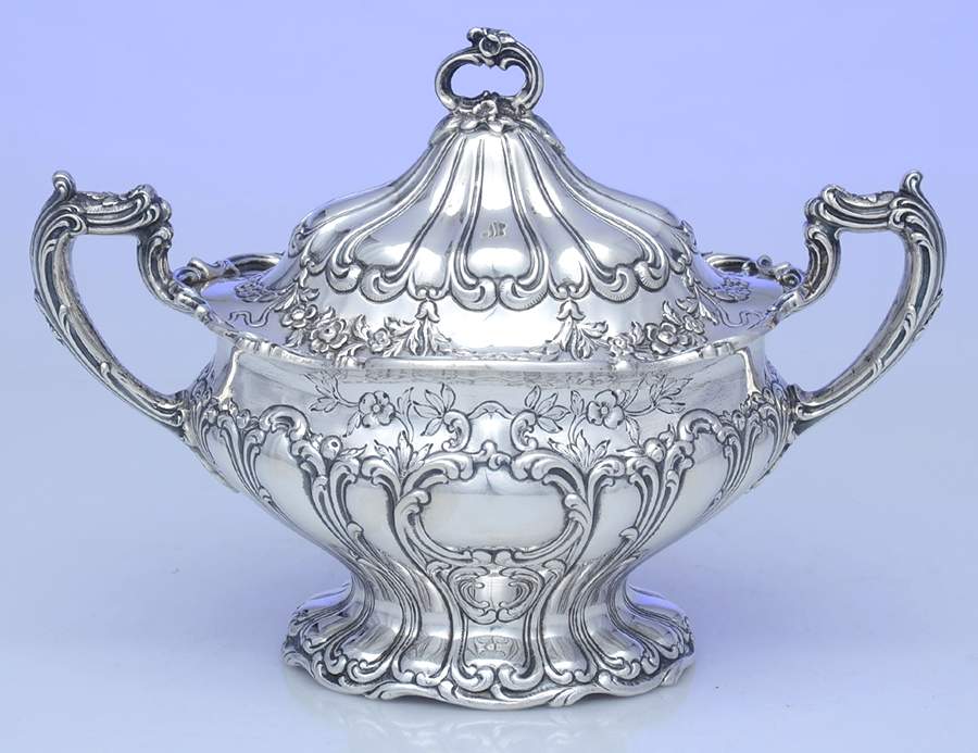 Chantilly-Grand (Sterling Hollowware) Sugar Bowl & Lid by Gorham Silver-1