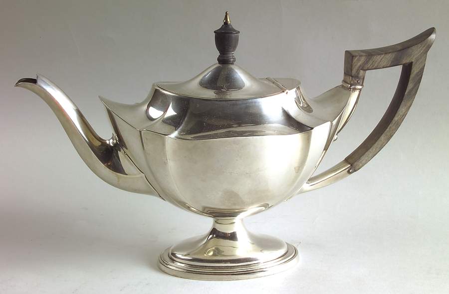 Plymouth-Large (Sterling, Hollowware) Teapot by Gorham Silver-1
