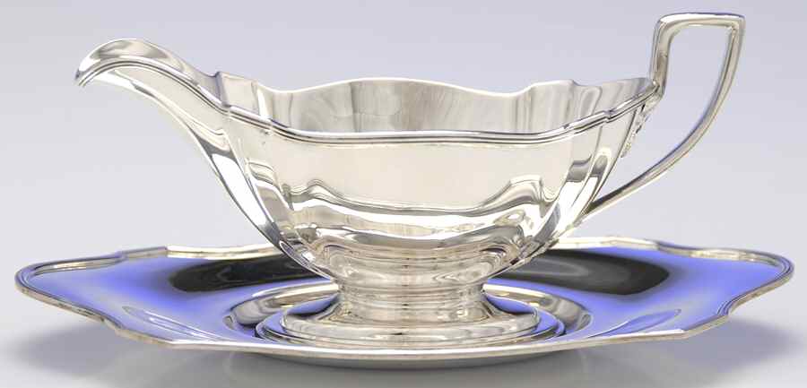 Plymouth-Large (Sterling, Hollowware) Gravy Boat & Underplate by Gorham Silver-1