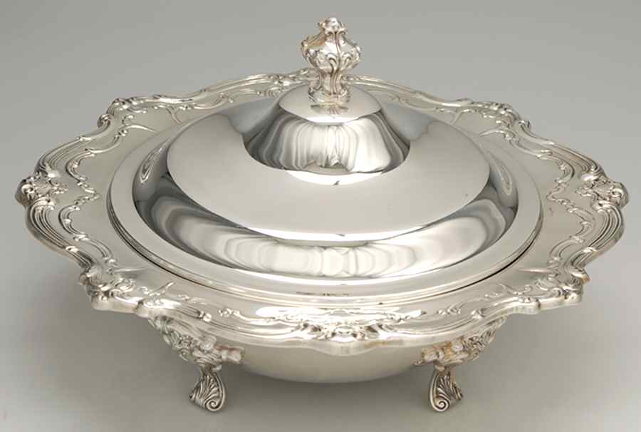 Chantilly (Silverplate, Hollowware, Older) Silverplate Round Covered Casserole by Gorham Silver-1