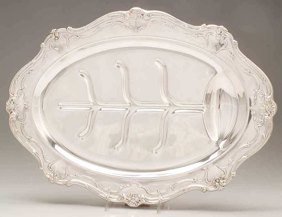 Chantilly (Silverplate, Hollowware, Older) Medium Plated Meat Platter with Well by Gorham Silver-1