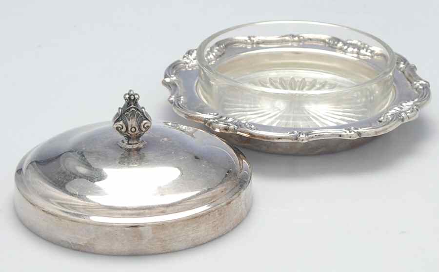 Strasbourg (Silverplate, Hollowware) Round Covered Butter with Glass Liner by Gorham Silver-1