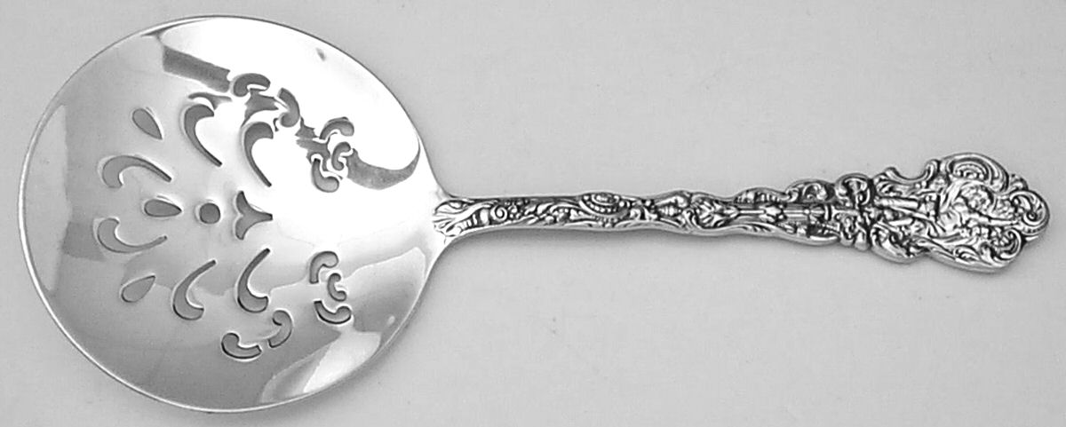 Versailles (Sterling, 1991) Tomato Server, Solid Piece by Gorham Silver-1