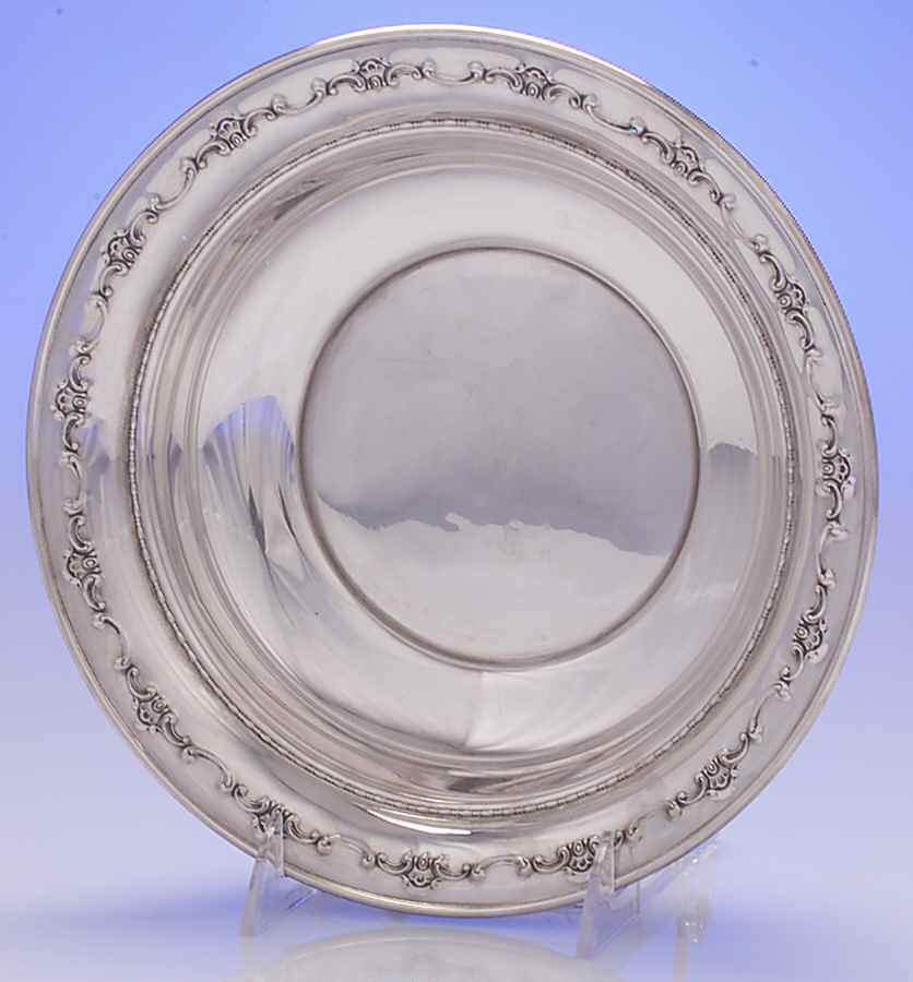 Strasbourg (Sterling, Hollowware, Older) Medium Sterling Round Vegetable Bowl by Gorham Silver-1