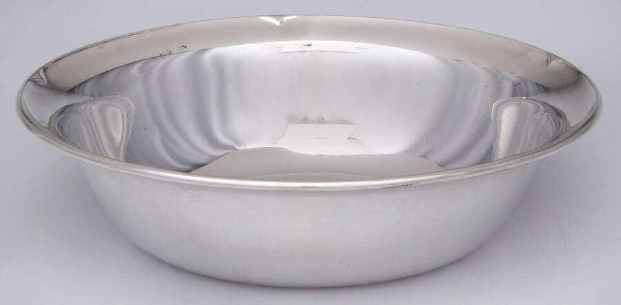 Dolly Madison (Sterling, Hollowware) 9" Round Vegetable Bowl by Gorham Silver-1