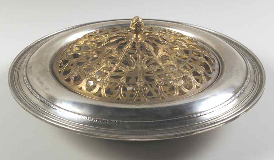 Edgeworth (Sterling, Hollowware) Centerpiece with Frog by Gorham Silver-1