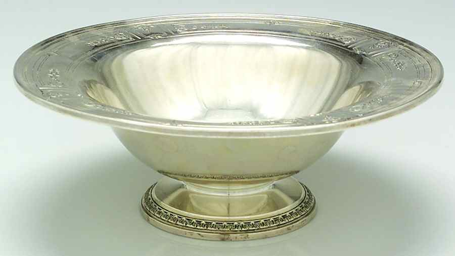 Princess Patricia (Sterling, Hollowware) Footed Sterling Round Vegetable Bowl by Gorham Silver-1