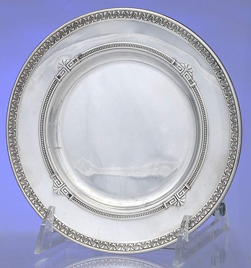 Shamrock V (Sterling, Hollowware) Bread Plate by Gorham Silver-1