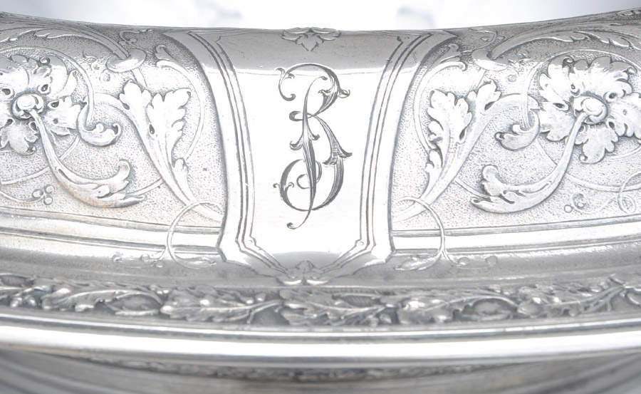 Florentine-Florenz (Sterling, 1901, Hollowware) Round Footed Centerpiece & Underplate with Slvp Frog by Gorham Silver-7