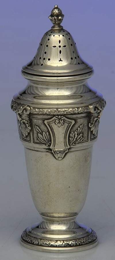 Florentine-Florenz (Sterling, 1901, Hollowware) Pepper Shaker by Gorham Silver-1