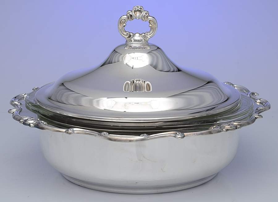 Rondo (Silverplate, Hollowware) Plated Round Covered Casserole with Glass by Gorham Silver-1