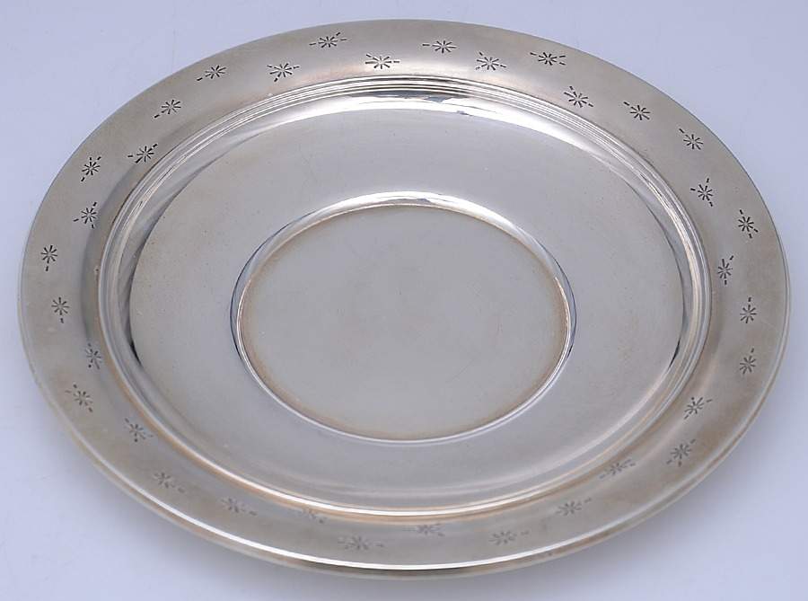 Stardust (Sterling, 1957, Hollowware) 8" Sandwich Plate by Gorham Silver-1