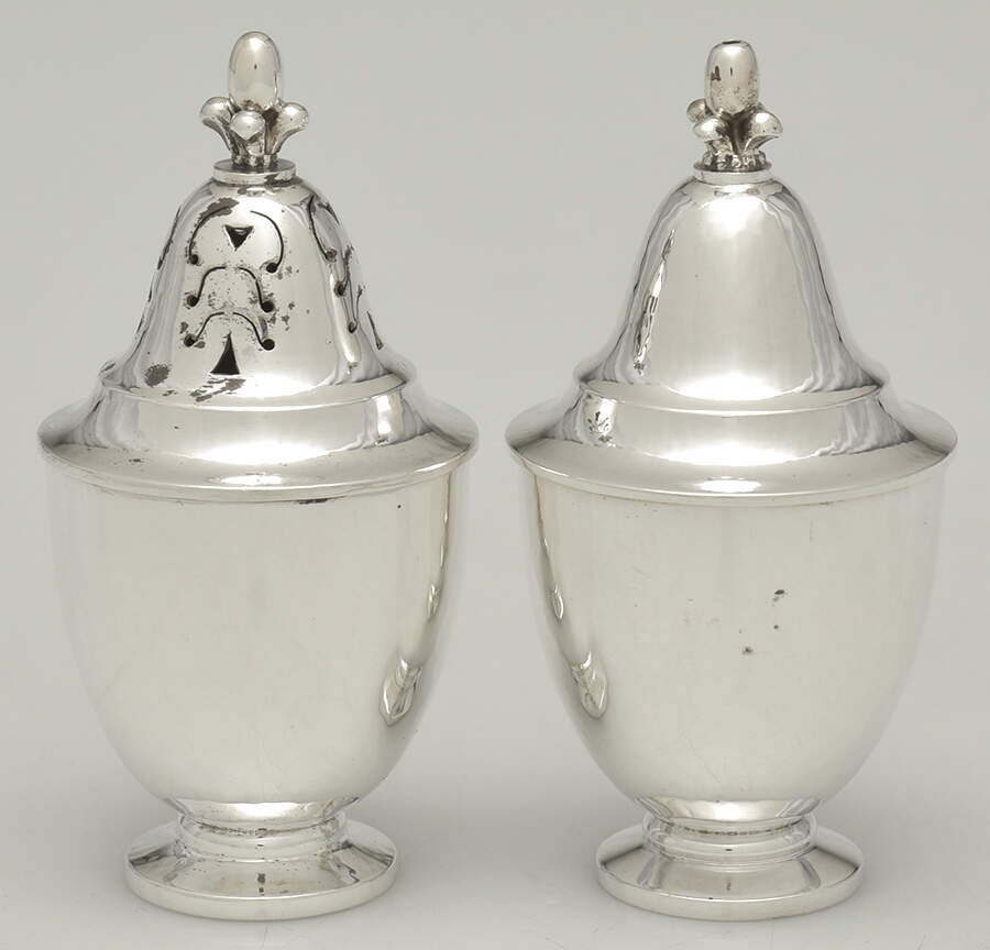 Acorn (Sterling, 1915, Hollowware) Salt & Pepper Set by Georg Jensen (Denmark)-1