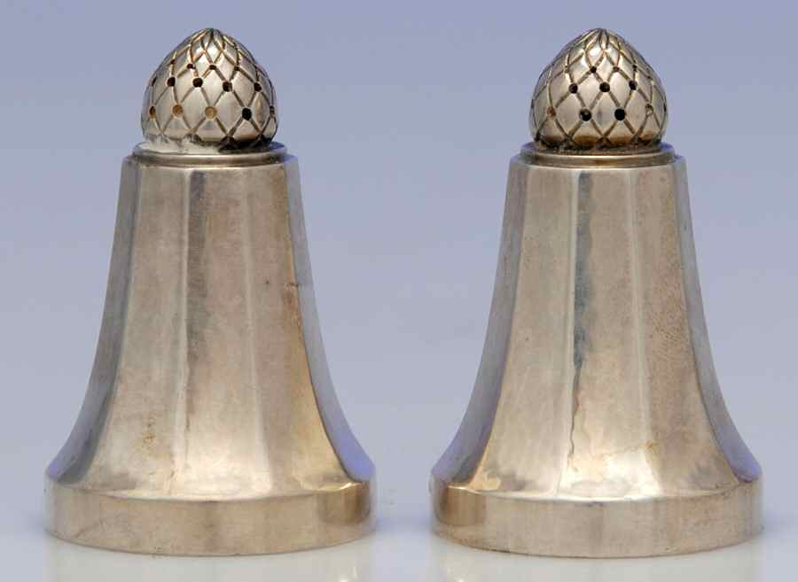 Acorn (Sterling, 1915, Hollowware) Salt and Pepper Set by Georg Jensen (Denmark)-1