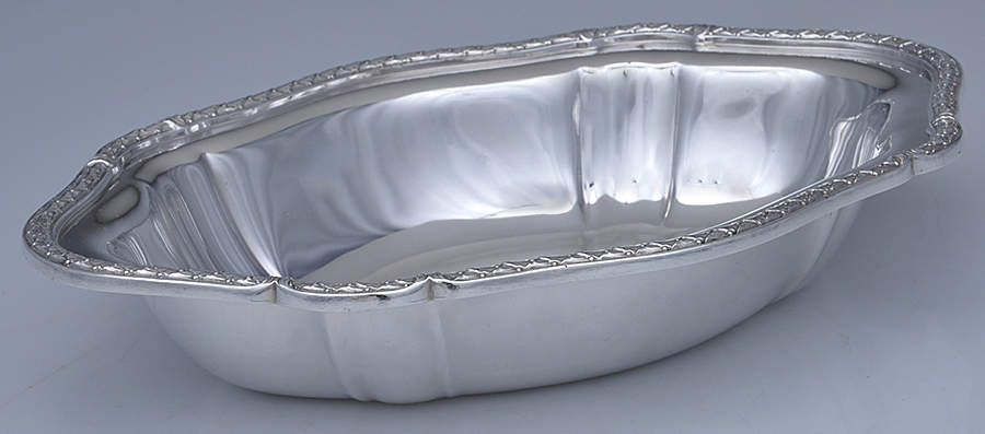 Y901 (Silverplate, Hollowware) 11" Round Bowl by Gorham Silver-1