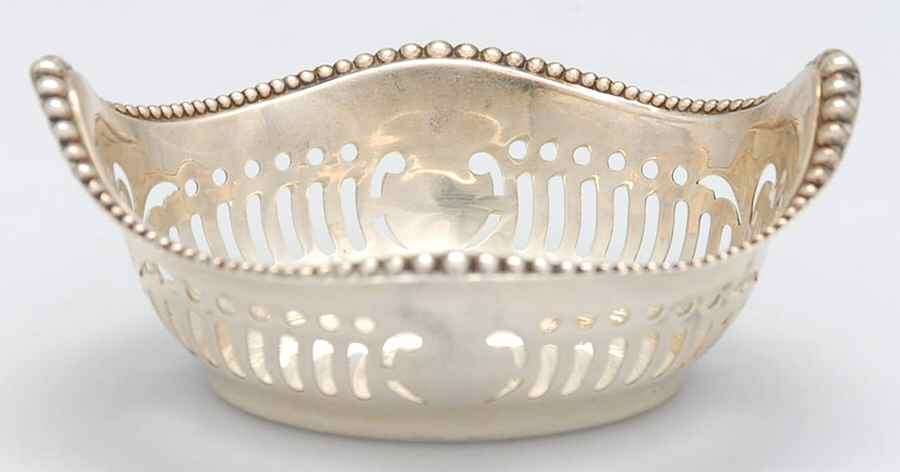 A4775 (Sterling, Hollowware) Nut Dish by Gorham Silver-1