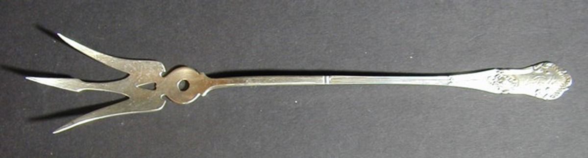 Regent (Sterling, 1892) Large Lettuce Serving Fork by Gorham Silver-1