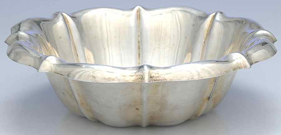 YC686 (Silverplate, Hollowware) Round Silverplate Vegetable Bowl by Gorham Silver-1