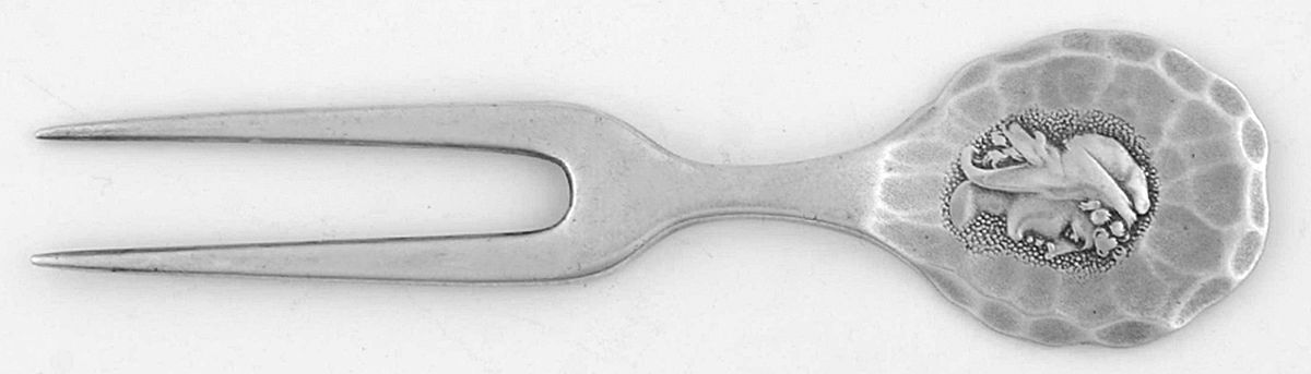 Medallion-A (Sterling, 1890) Individual Berry Fork by George W Shiebler-1