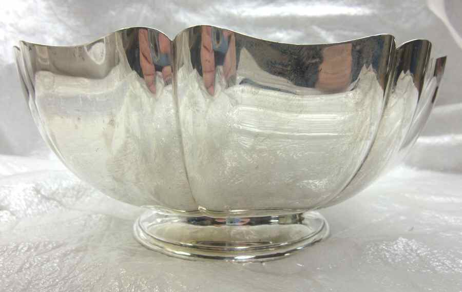 Standish (Sterling, Hollowware) 9" Round Pedestal Centerpiece by Gorham Silver-1