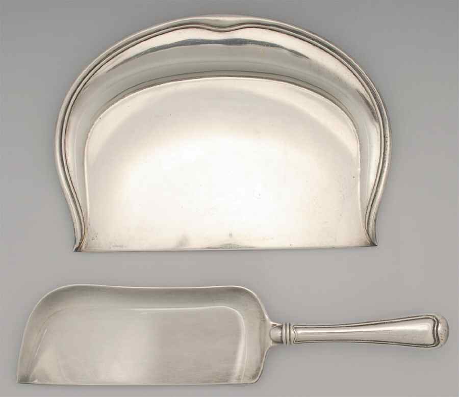 Old French (Sterling, Hollowware) Crumber & Crumb Knife Set by Gorham Silver-1