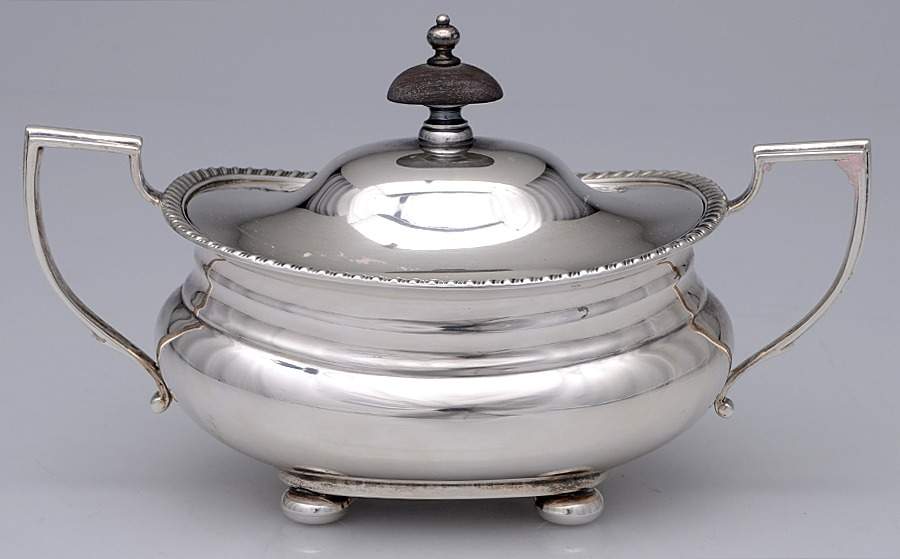 841 (Sterling, Hollowware) Sugar Bowl & Lid by Gorham Silver-1
