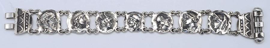 Medallion-Etruscan (Sterling, Hollowware) Sterling Bracelet by George W Shiebler-1
