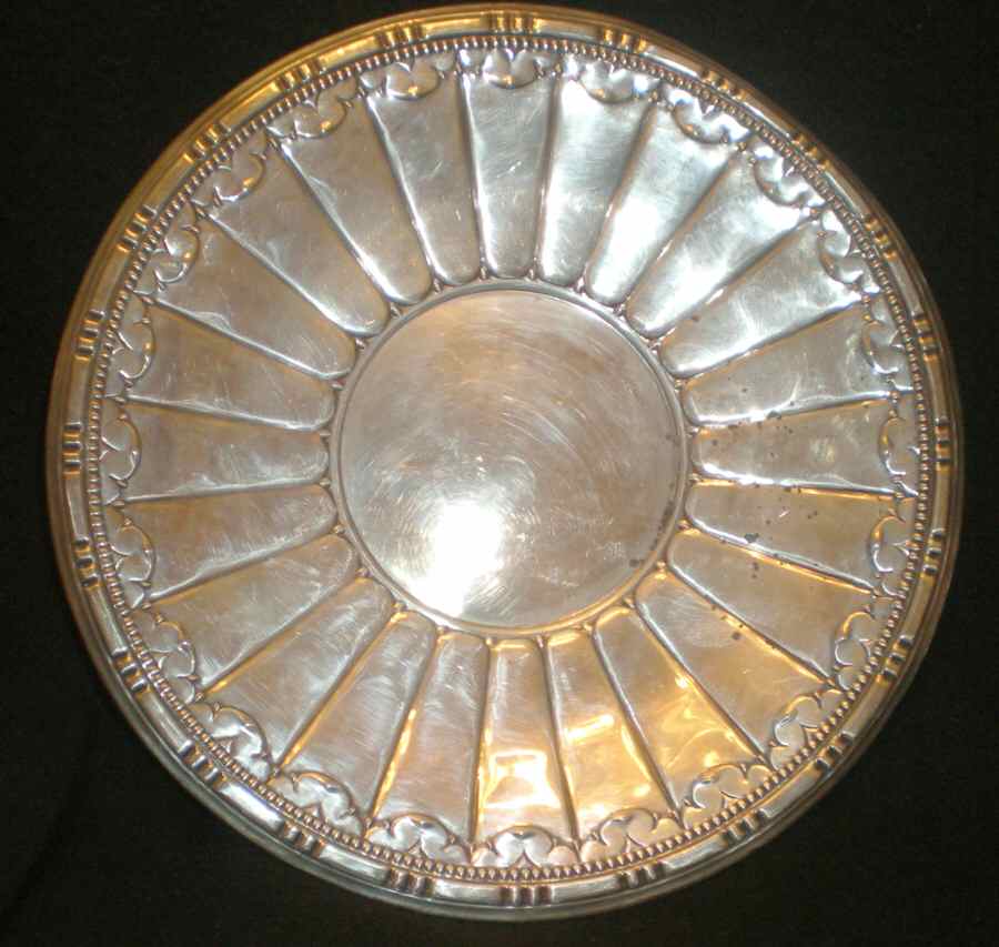 1706 (Steling, Hollowware) 9" Sandwich Plate by Gorham Silver-1