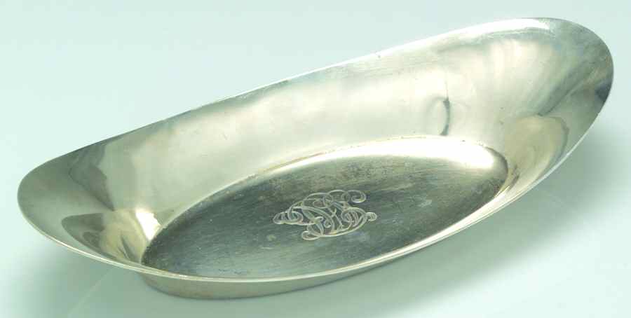 A8979 (Sterling, Hollowware) 11" Bread Tray by Gorham Silver-1
