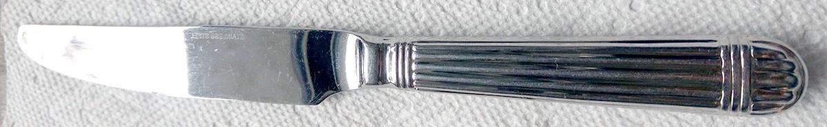 Amore (Stainless) Modern Solid Knife by Godinger-1