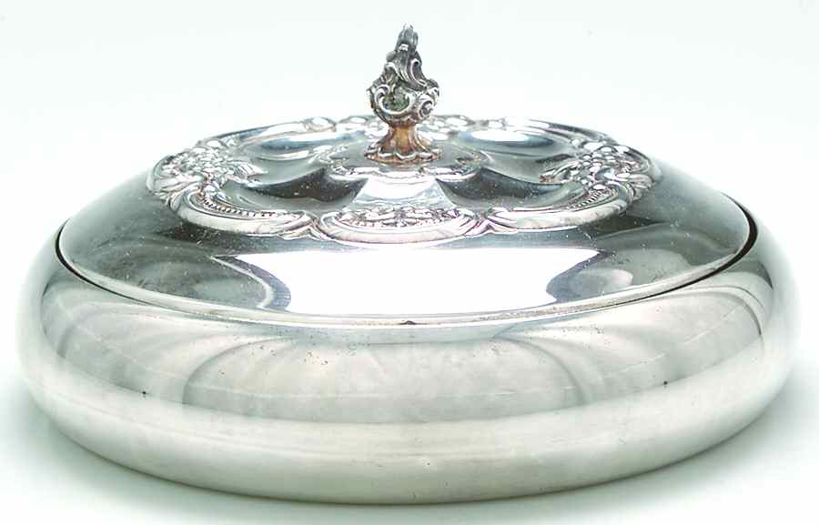 YB738 (Silverplate, Hollowware) Candy Dish with Lid by Gorham Silver-1