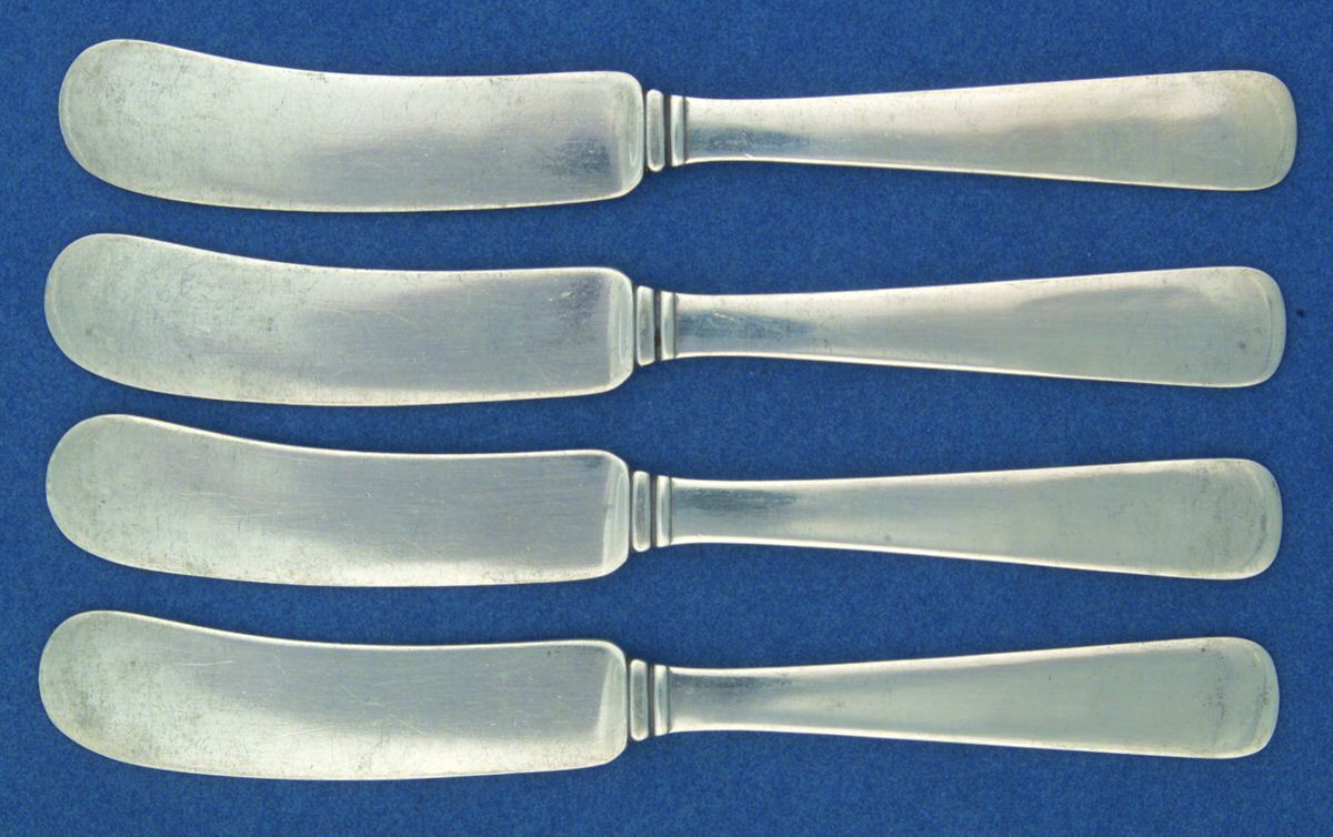 GS80 (Sterling) Large Flat Handle Butter Spreader - Set of 4 by Gorham Silver-1