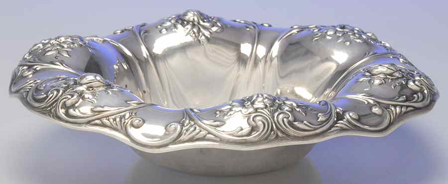 A1338 (Sterling, Hollowware) 10" Round Vegetable Bowl by Gorham Silver-1