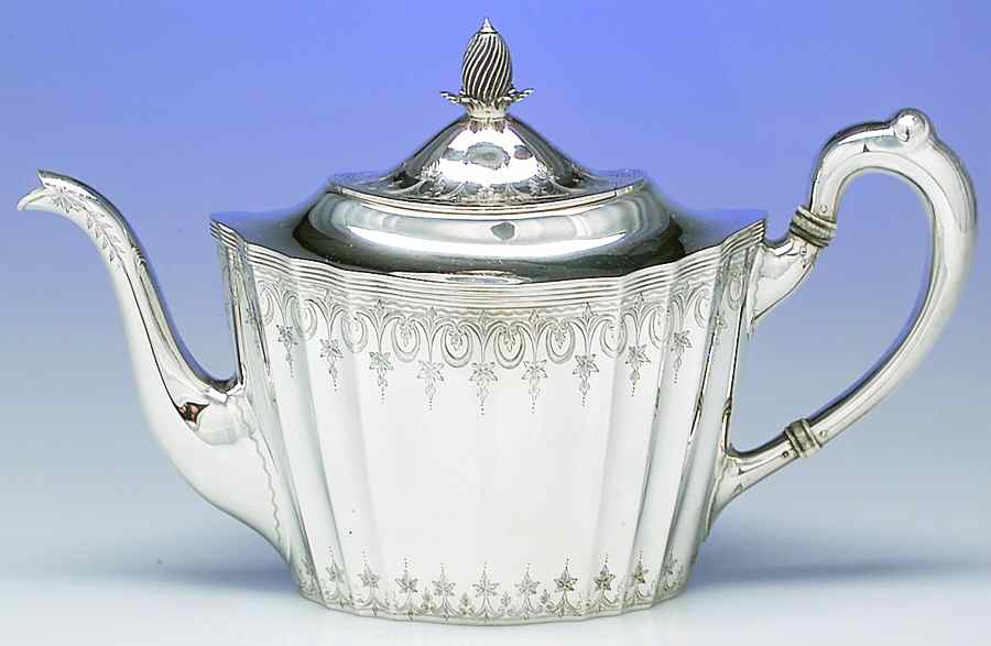6772 (Sterling, Hollowware) Teapot by Graff Washbourn & Dunn-1