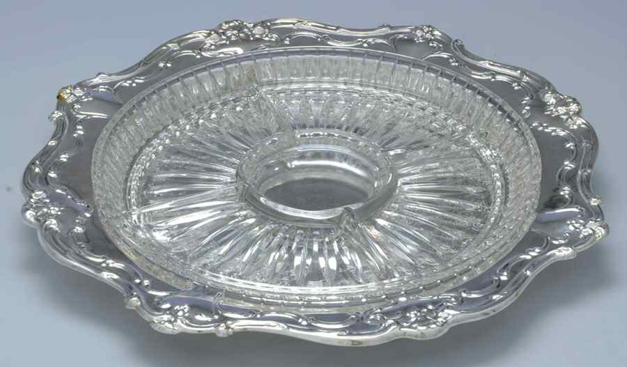 Chantilly (Slvp, Hollowware, Newer) Relish with Glass Liner by Gorham Silver-1
