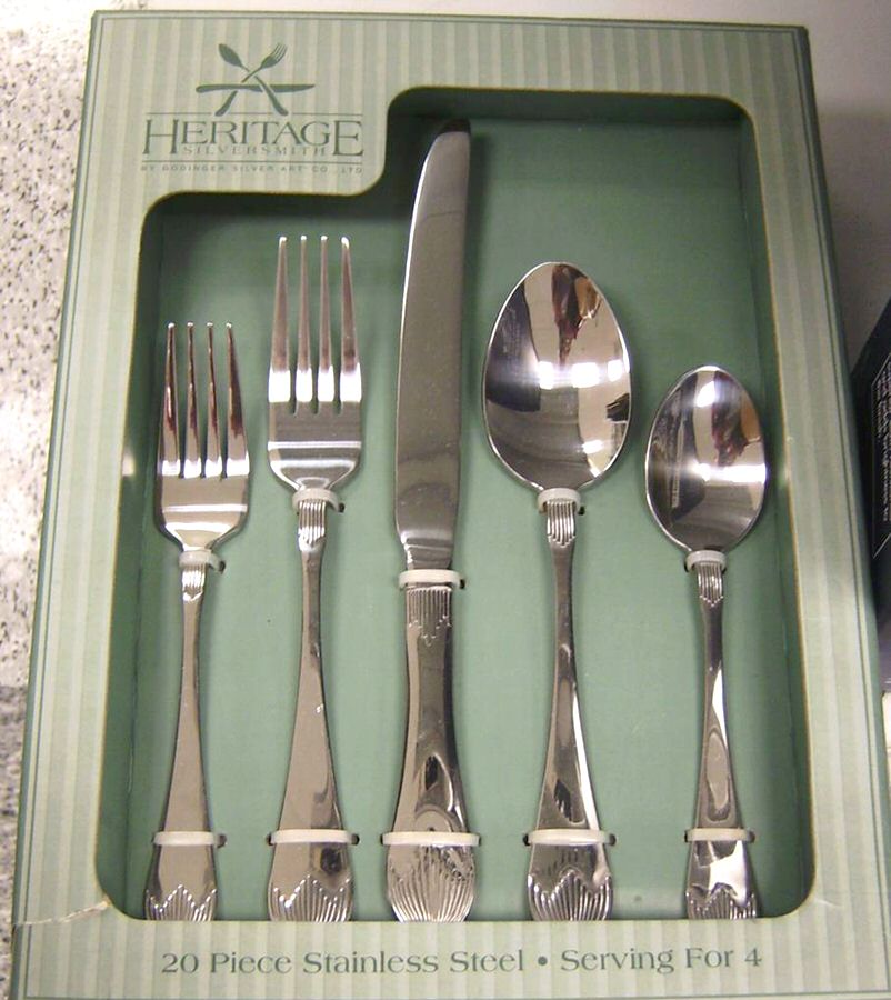 Tassel (Stainless) Fork by Godinger-1