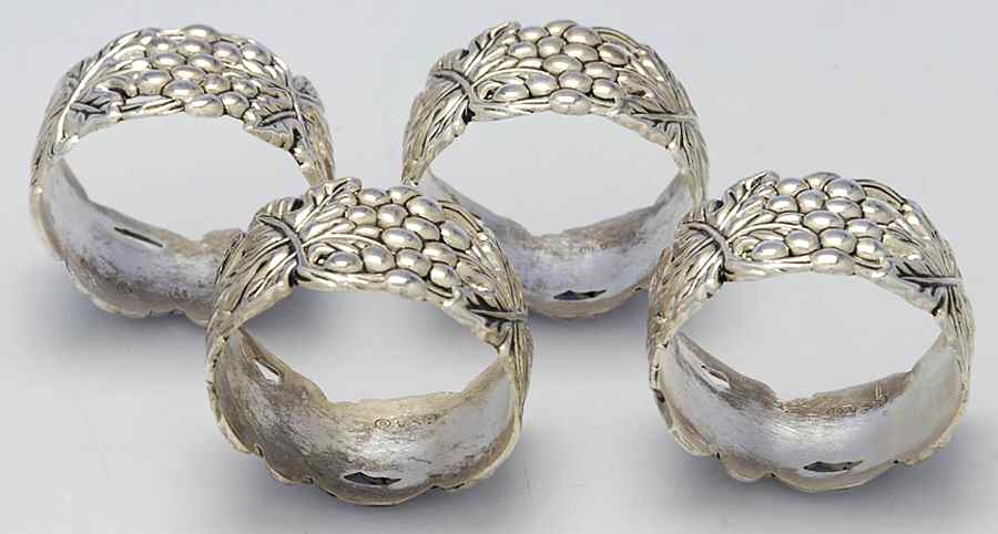 Grape (Silverplate, Hollowware) Napkin Ring - Set of 4 by Godinger-1