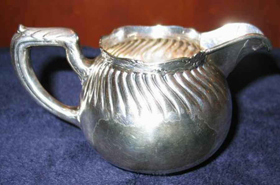 01040 (Silverplate, Hollowware) Creamer by Gorham Silver-1