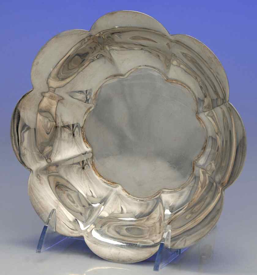 YC652 (Silverplate, Hollowware) Small Round Vegetable Bowl by Gorham Silver-1