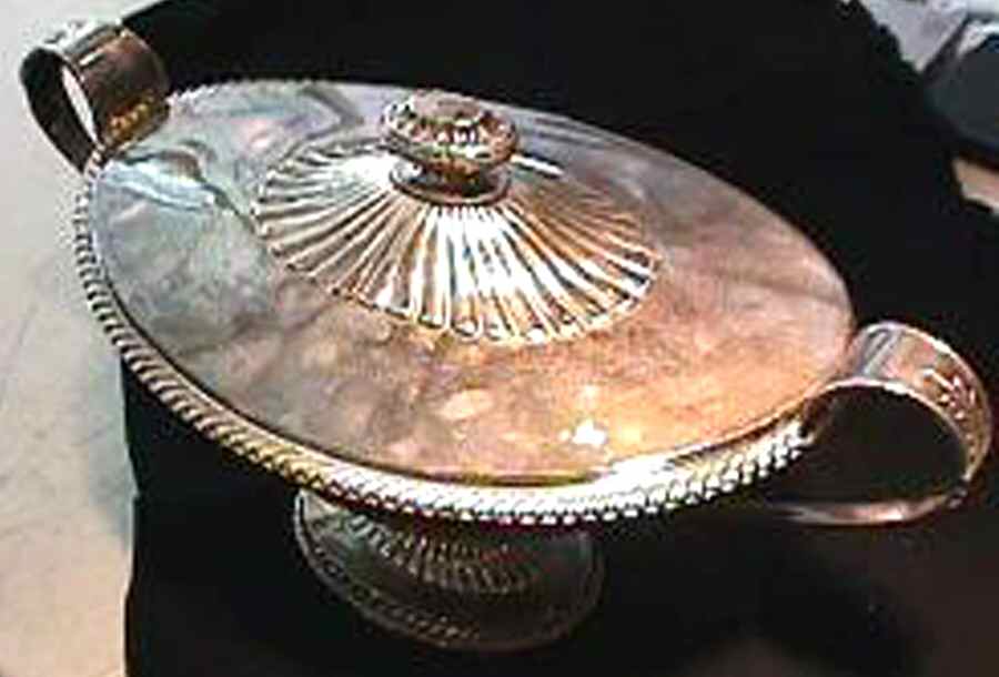 0640 (Silverplate, Hollowware) Soup Tureen by Gorham Silver-1