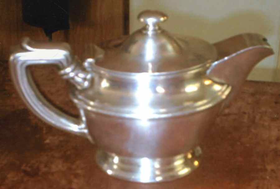 013739 (Silverplate, Hollowware) Silverplate Coffee Pot by Gorham Silver-1
