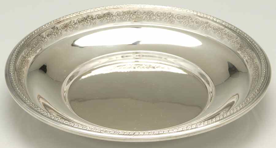 A12751 (Sterling, Hollowware) 10" Round Low Vegetable Bowl by Gorham Silver-1