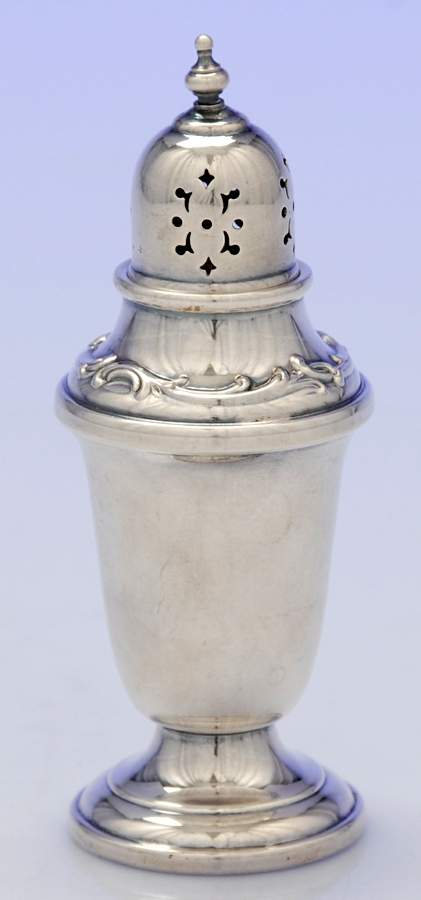 YC1568 (Silverplate, Hollowware) Pepper Shaker by Gorham Silver-1