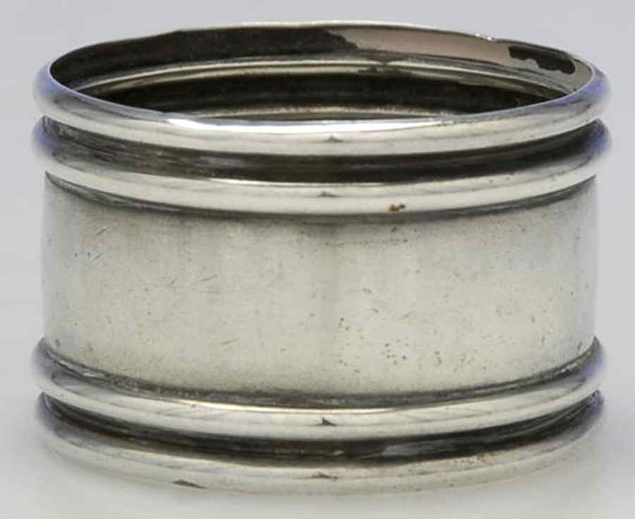 B329 (Sterling, Hollowware) Napkin Ring by Gorham Silver-1