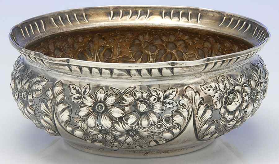 3330 (Sterling, Hollowware) 8" Round Berry/Fruit Bowl by Gorham Silver-1
